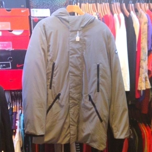 𝅺dkny men's reflective winter style jacket size small